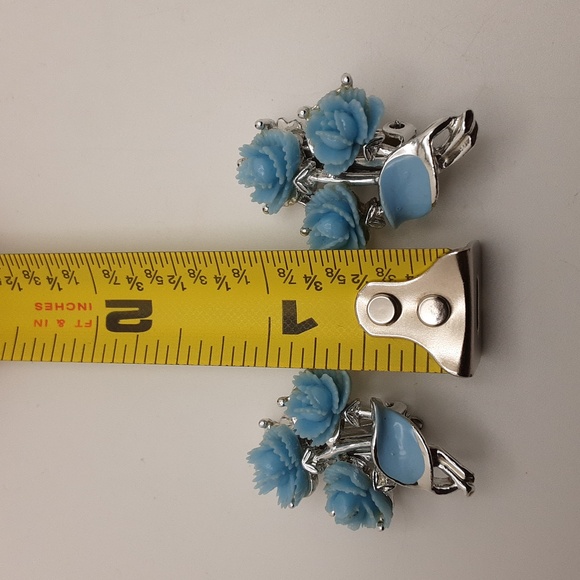 Vintage JJ Jonette Rose Brooch & Clip-On Earrings Set - Excellent Used C… - Picture 11 of 14